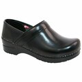 Sanita PROFESSIONAL Cabrio Wide Women's Closed Back Clog in Black, Size 6.5-7, PR 457611-002-38